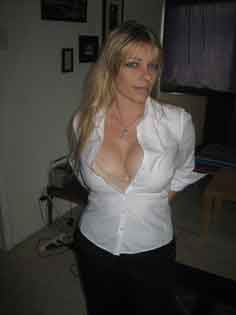 horny wives in Zionville seeking men